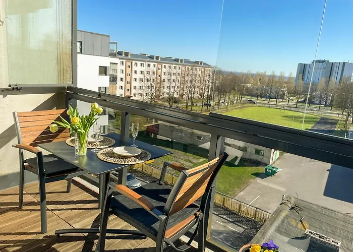 Lägenhet Sea And View With Sauna And Balcony